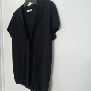 ZARA. Knit TeeShirt Blouse Top. V-Neck with Tie. Never Worn.